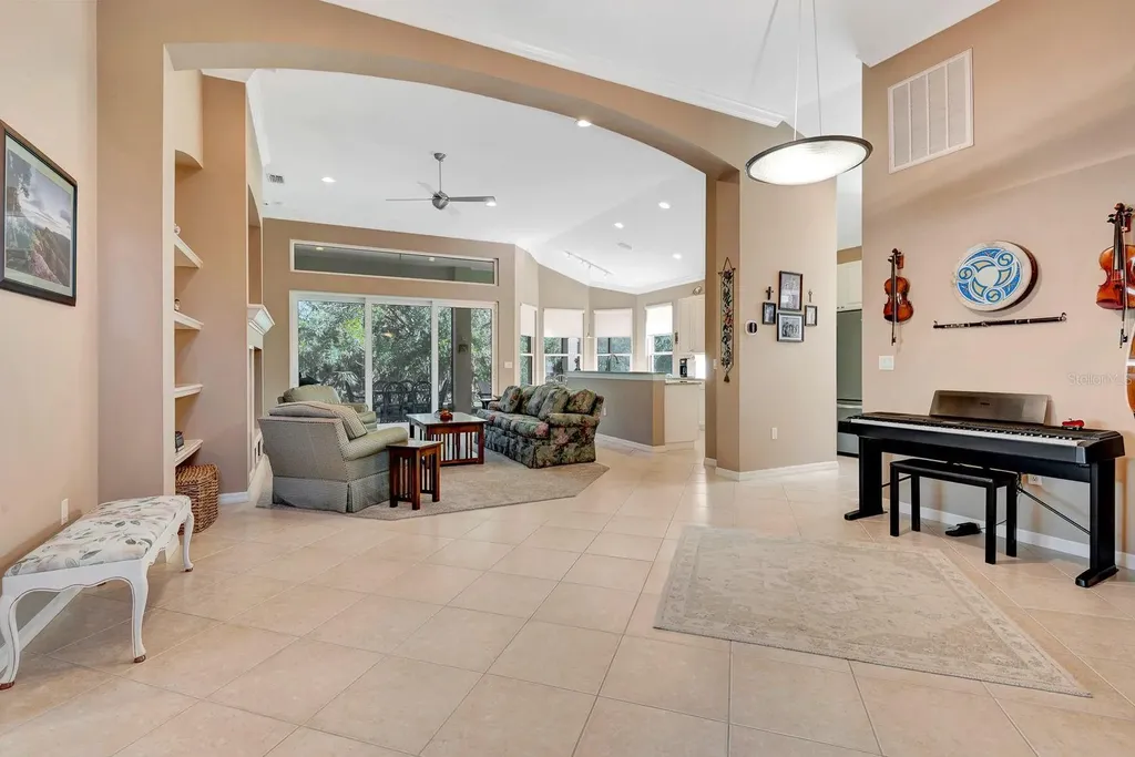 6659 Pebble Beach Way Lakewood Ranch FL 34202