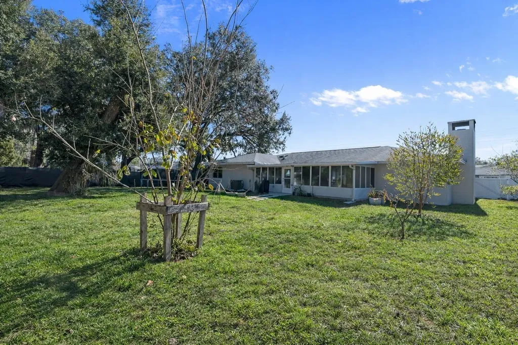 611 Little Wekiva Road Altamonte Springs FL 32714