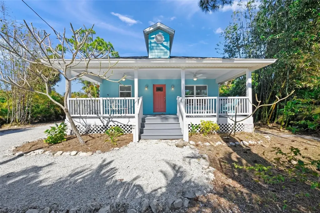 116 Avenida La Palma Nokomis FL 34275
