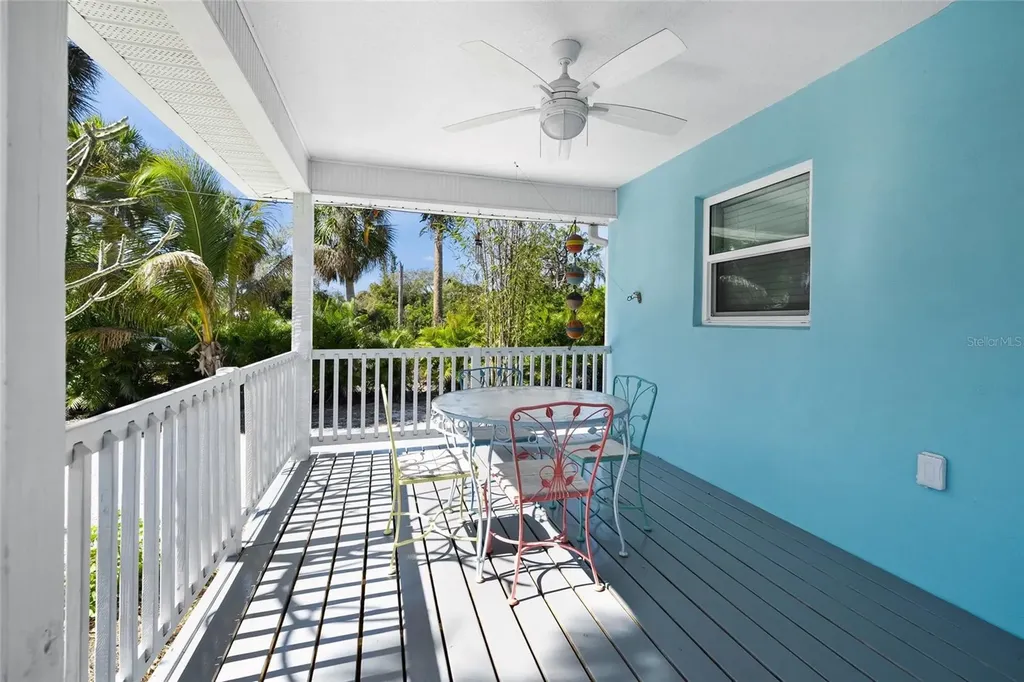 116 Avenida La Palma Nokomis FL 34275