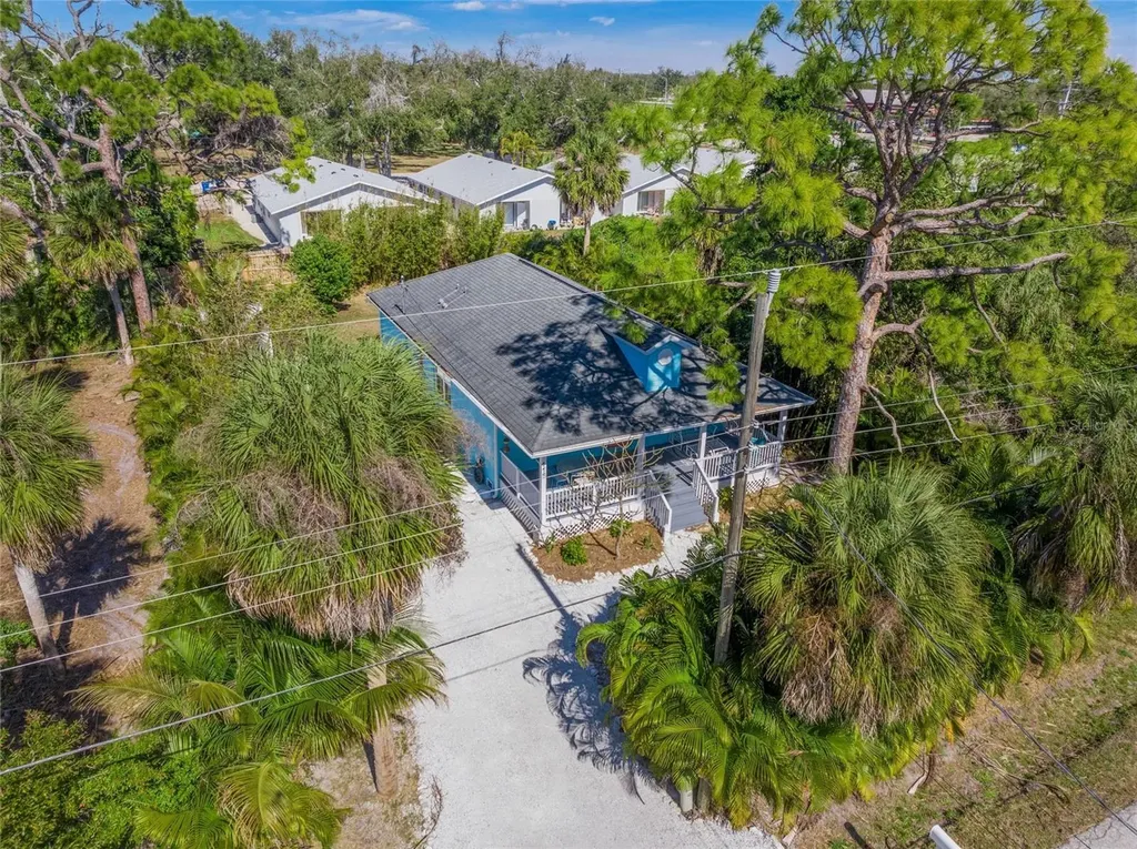 116 Avenida La Palma Nokomis FL 34275