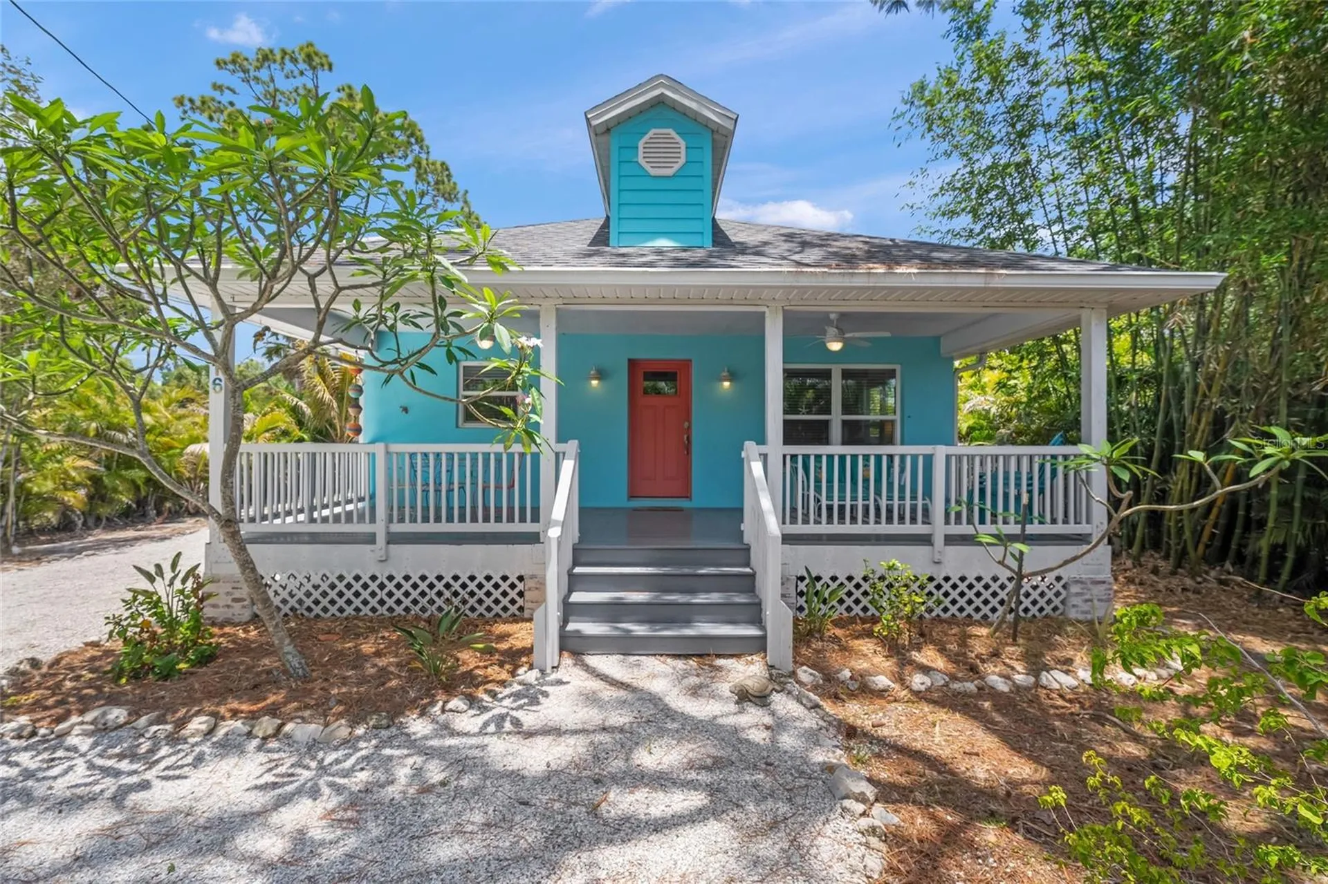 116 Avenida La Palma Nokomis FL 34275