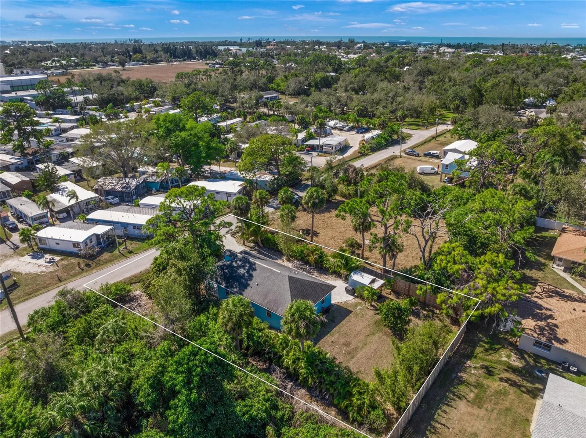 116 Avenida La Palma Nokomis FL 34275