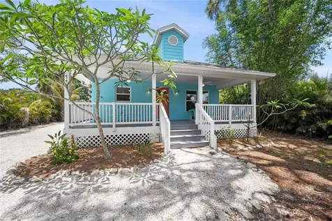 116 Avenida La Palma Nokomis FL 34275