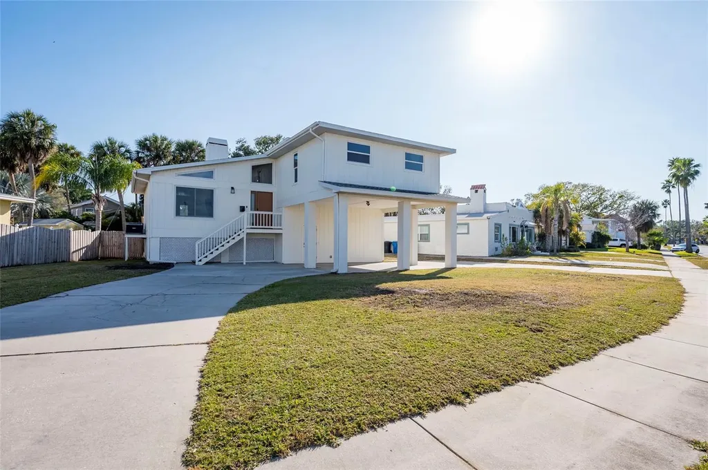 1870 Nebraska Avenue NE St Petersburg FL 33703