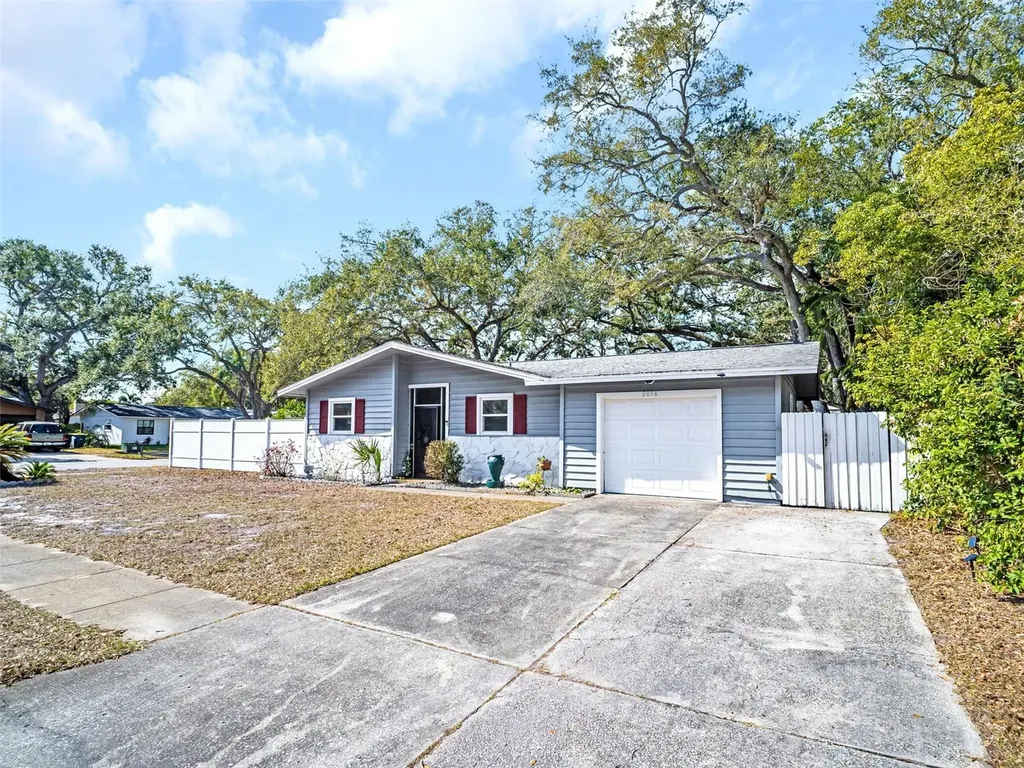2056 Red Cedar Lane E Clearwater FL 33763