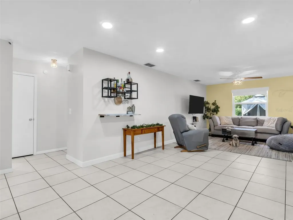 2056 Red Cedar Lane E Clearwater FL 33763