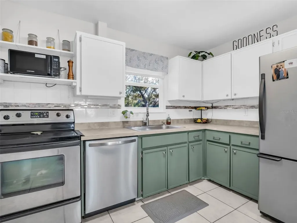 2056 Red Cedar Lane E Clearwater FL 33763