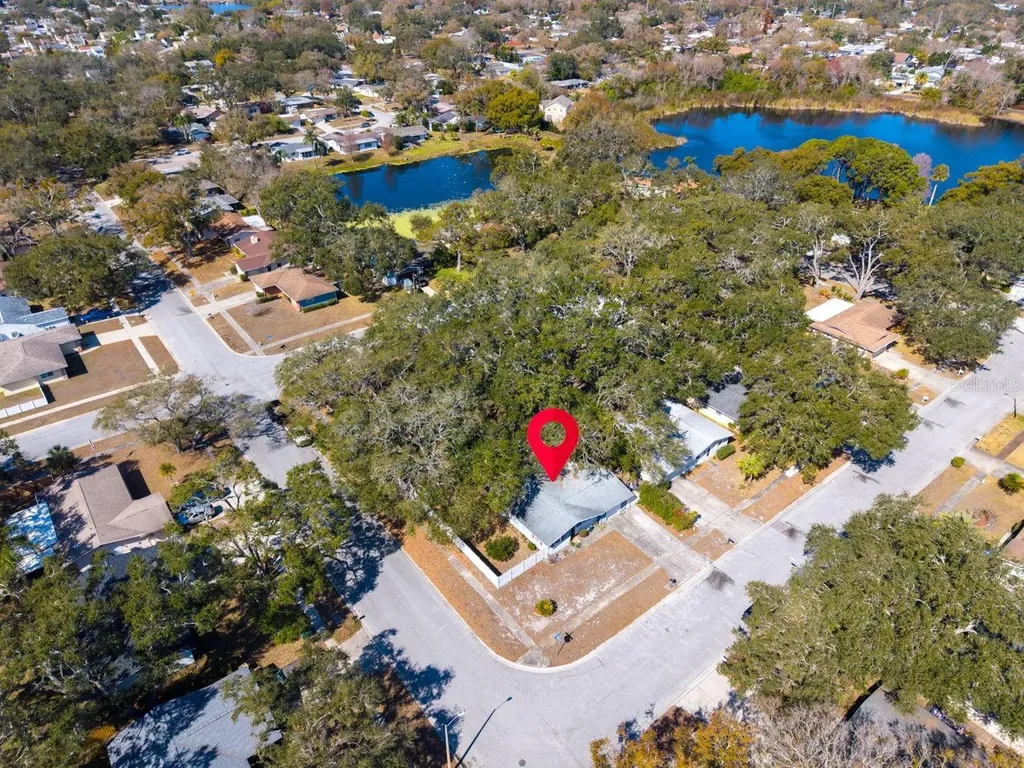 2056 Red Cedar Lane E Clearwater FL 33763