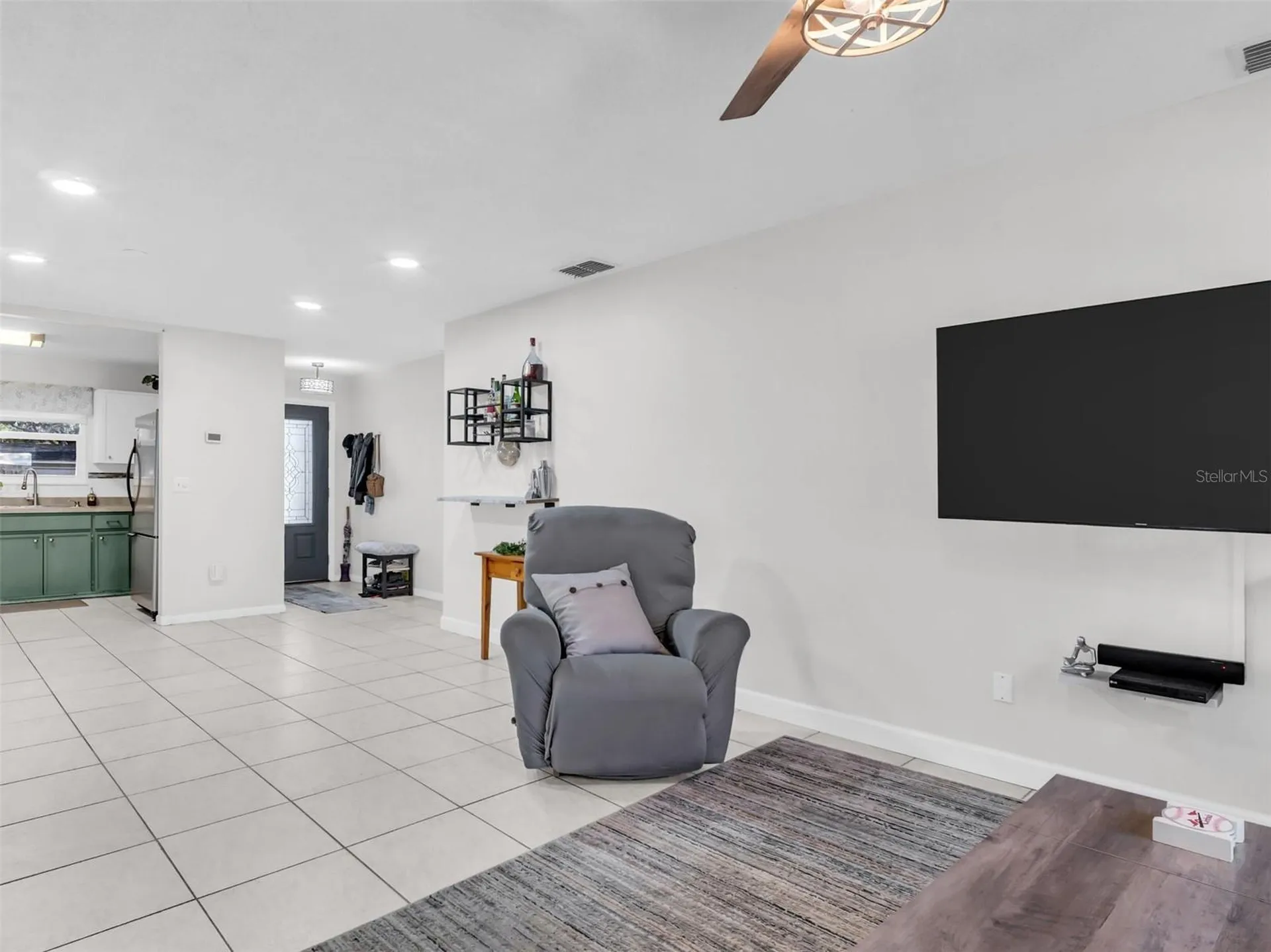 2056 Red Cedar Lane E Clearwater FL 33763