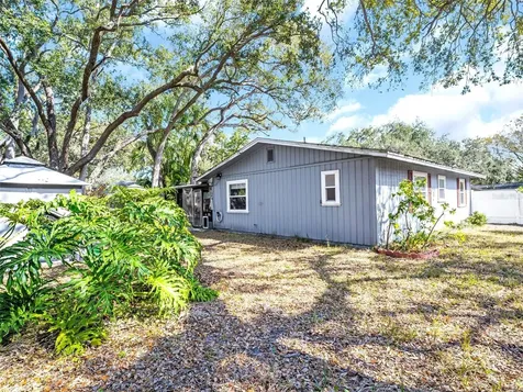 2056 Red Cedar Lane E Clearwater FL 33763