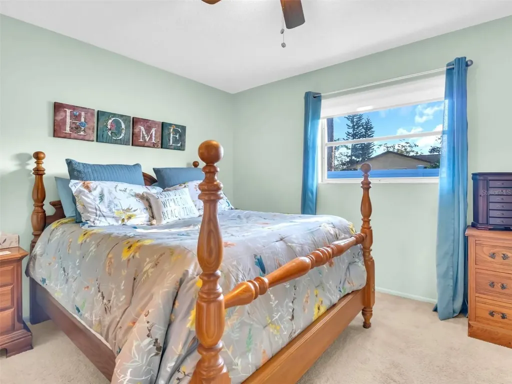 811 Helmsman Way Palm Harbor FL 34685