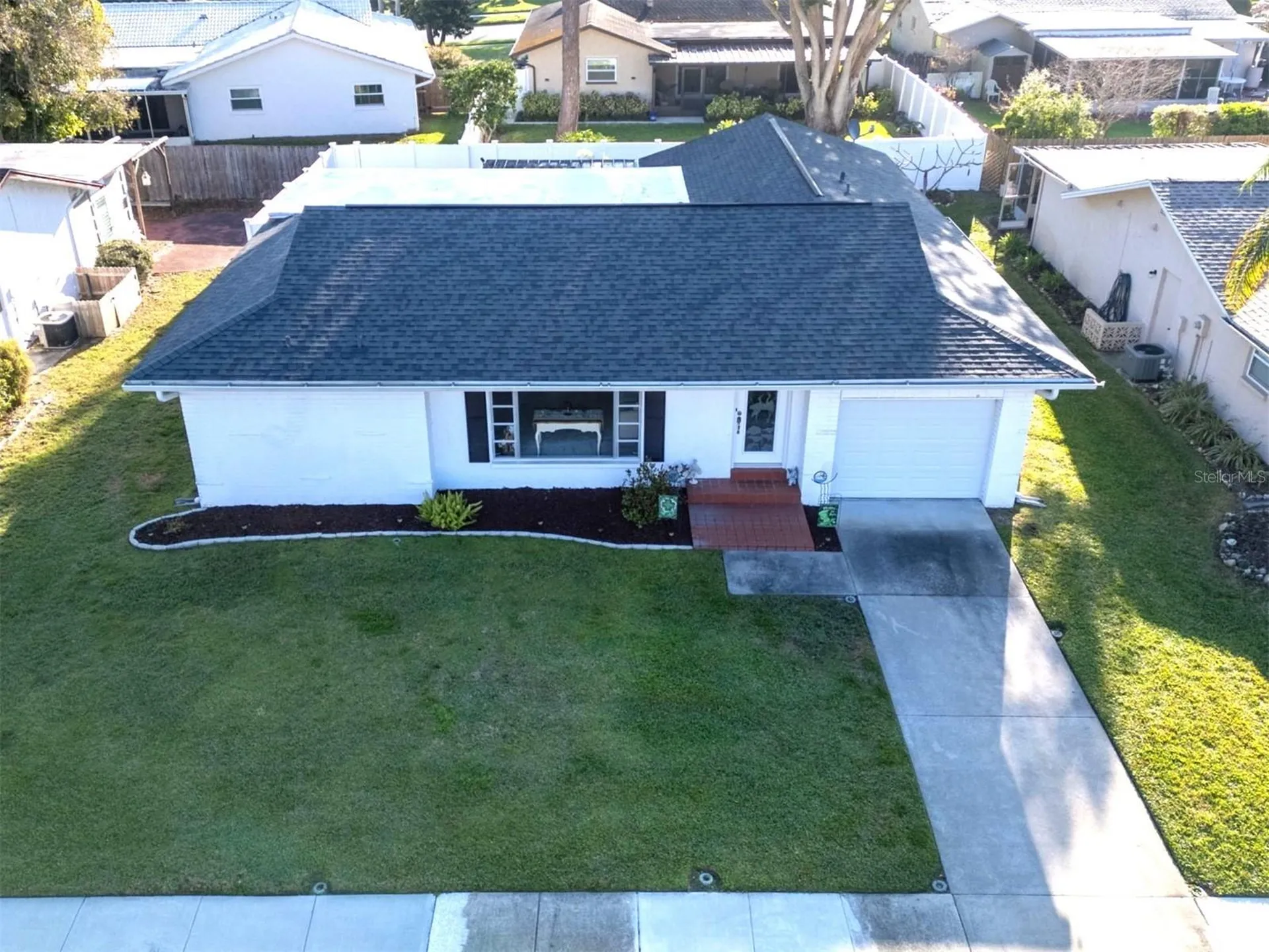 811 Helmsman Way Palm Harbor FL 34685