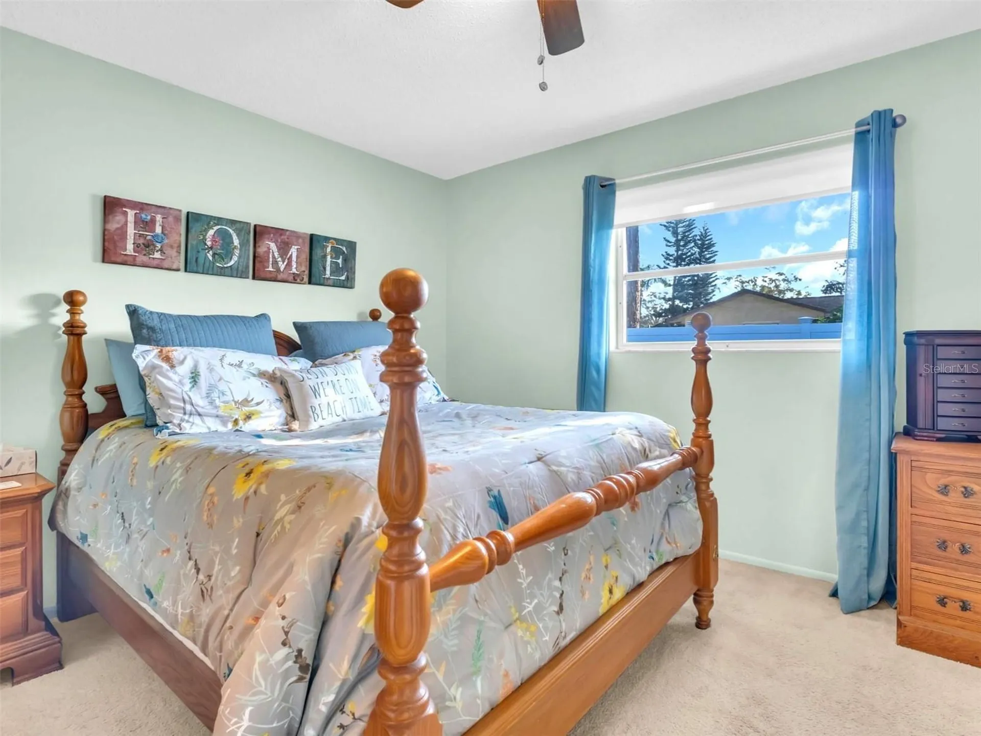 811 Helmsman Way Palm Harbor FL 34685