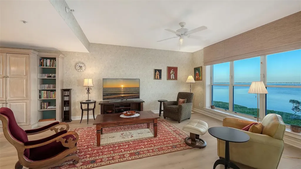 2450 Harbourside Drive Longboat Key FL 34228