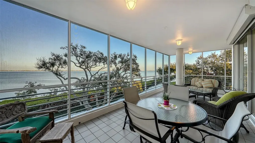 2450 Harbourside Drive Longboat Key FL 34228