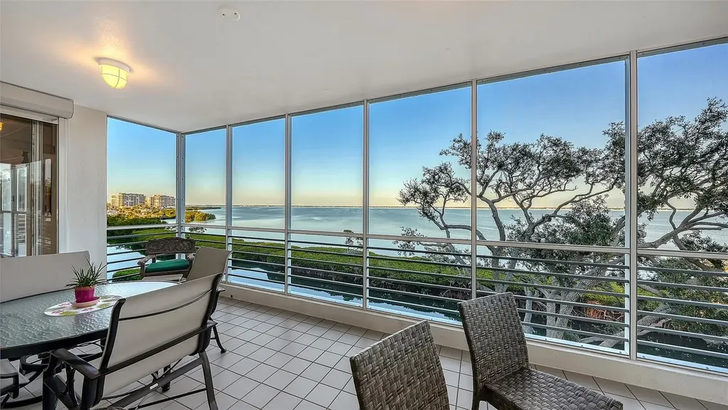 2450 Harbourside Drive Longboat Key FL 34228