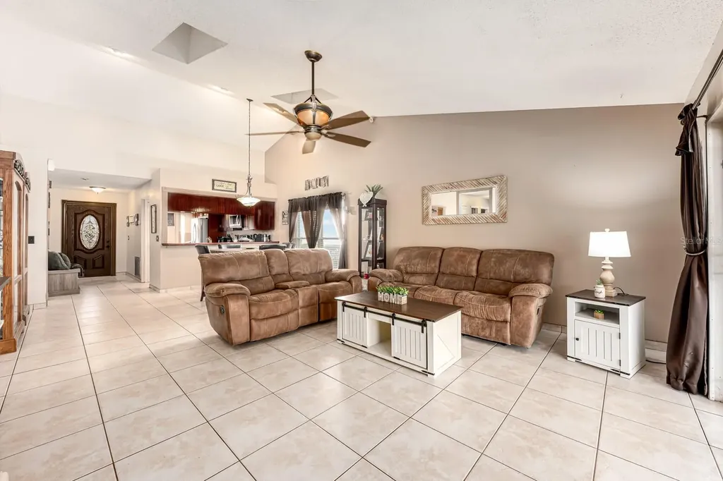 321 Blacktail Court Apopka FL 32703