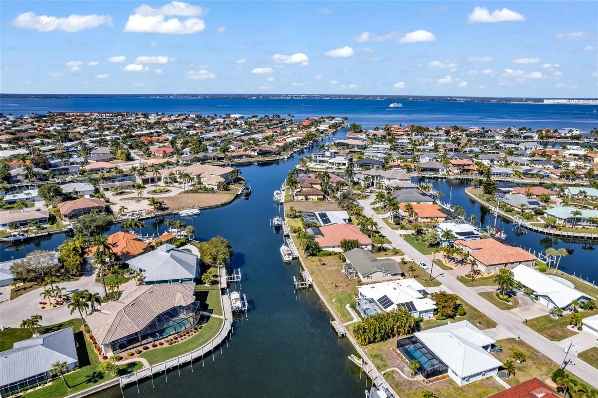155 Crescent Drive Punta Gorda FL 33950