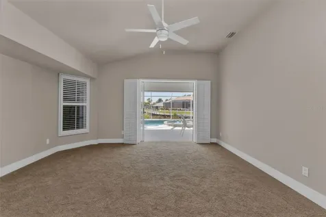 155 Crescent Drive Punta Gorda FL 33950
