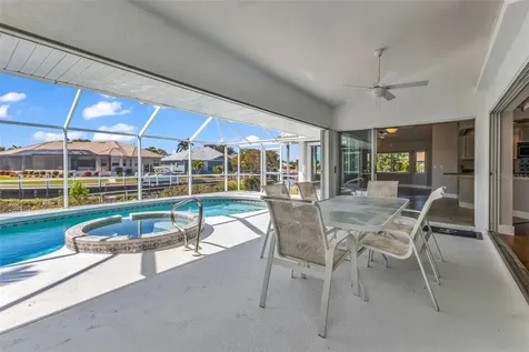 155 Crescent Drive Punta Gorda FL 33950