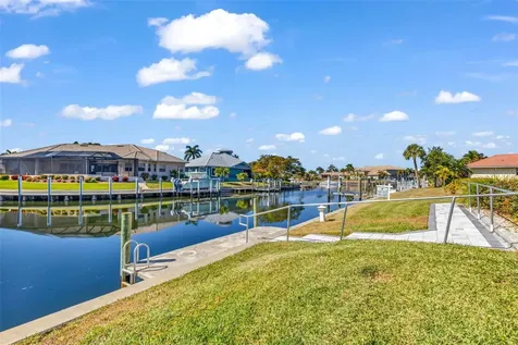 155 Crescent Drive Punta Gorda FL 33950
