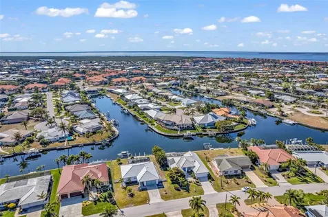 155 Crescent Drive Punta Gorda FL 33950