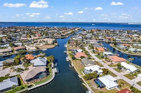 155 Crescent Drive Punta Gorda FL 33950