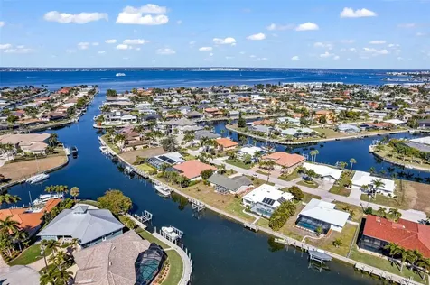 155 Crescent Drive Punta Gorda FL 33950