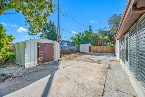 4931 Halifax Drive Tampa FL 33615