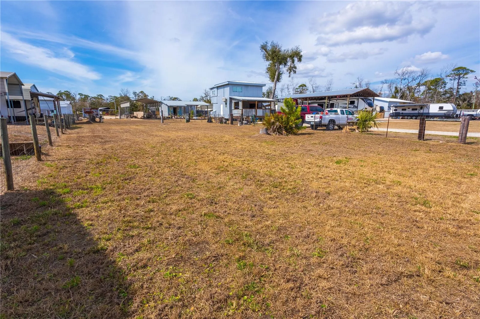 507 4th Street NW Steinhatchee FL 32359