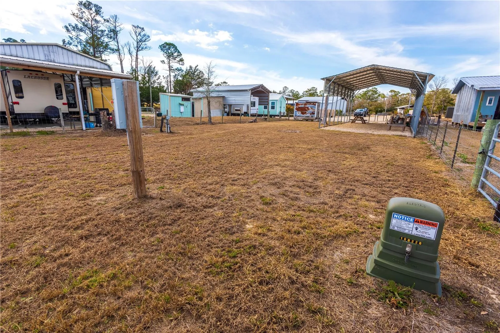 507 4th Street NW Steinhatchee FL 32359