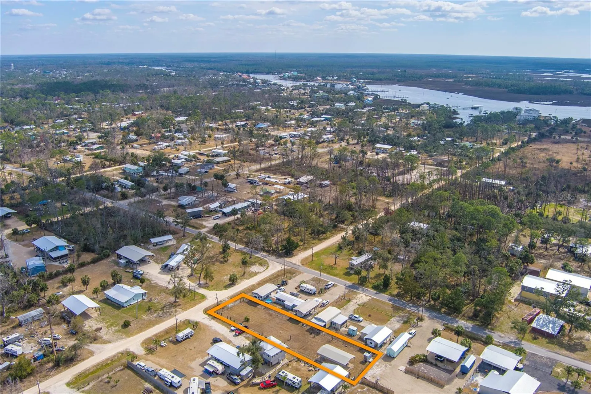 507 4th Street NW Steinhatchee FL 32359