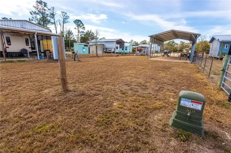 507 4th Street NW Steinhatchee FL 32359