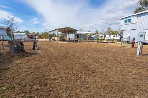 507 4th Street NW Steinhatchee FL 32359