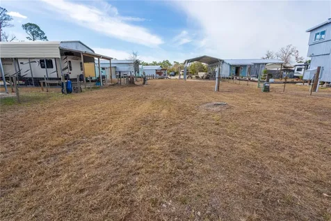 507 4th Street NW Steinhatchee FL 32359