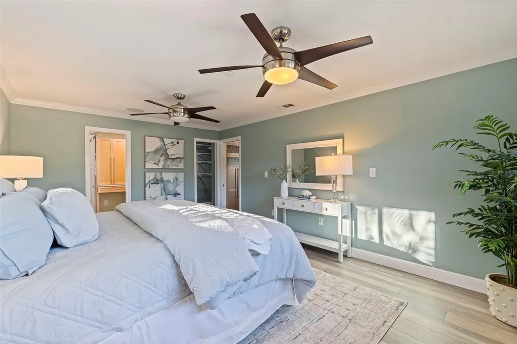 2024 Massachusetts Avenue NE St Petersburg FL 33703