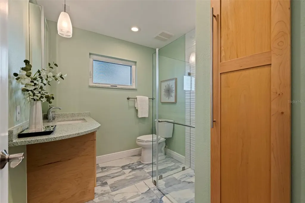 2024 Massachusetts Avenue NE St Petersburg FL 33703