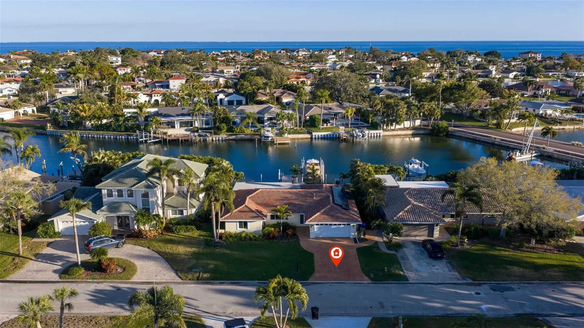 2024 Massachusetts Avenue NE St Petersburg FL 33703