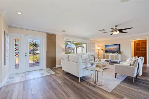 2024 Massachusetts Avenue NE St Petersburg FL 33703