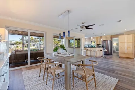 2024 Massachusetts Avenue NE St Petersburg FL 33703