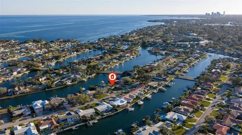 2024 Massachusetts Avenue NE St Petersburg FL 33703