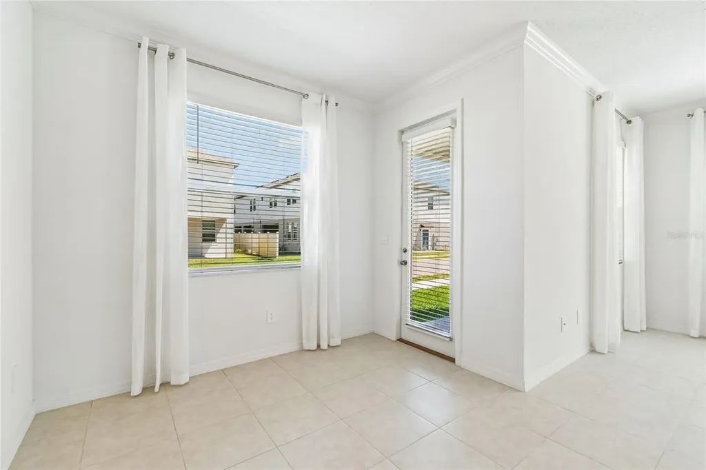 10811 Fowlers Bluff Court Tampa FL 33647