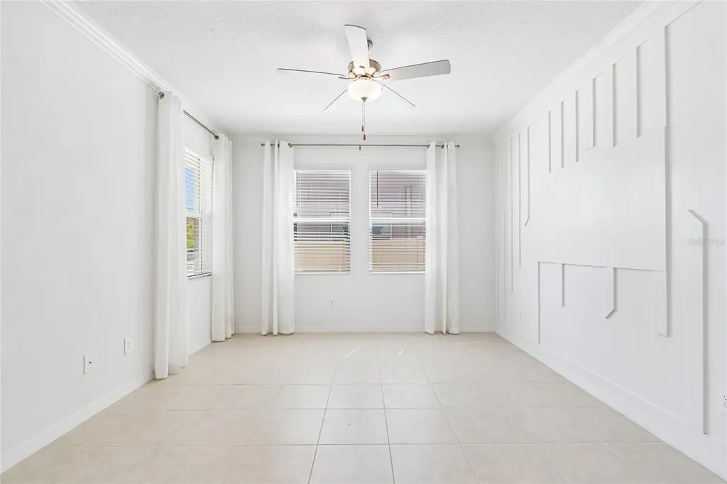 10811 Fowlers Bluff Court Tampa FL 33647