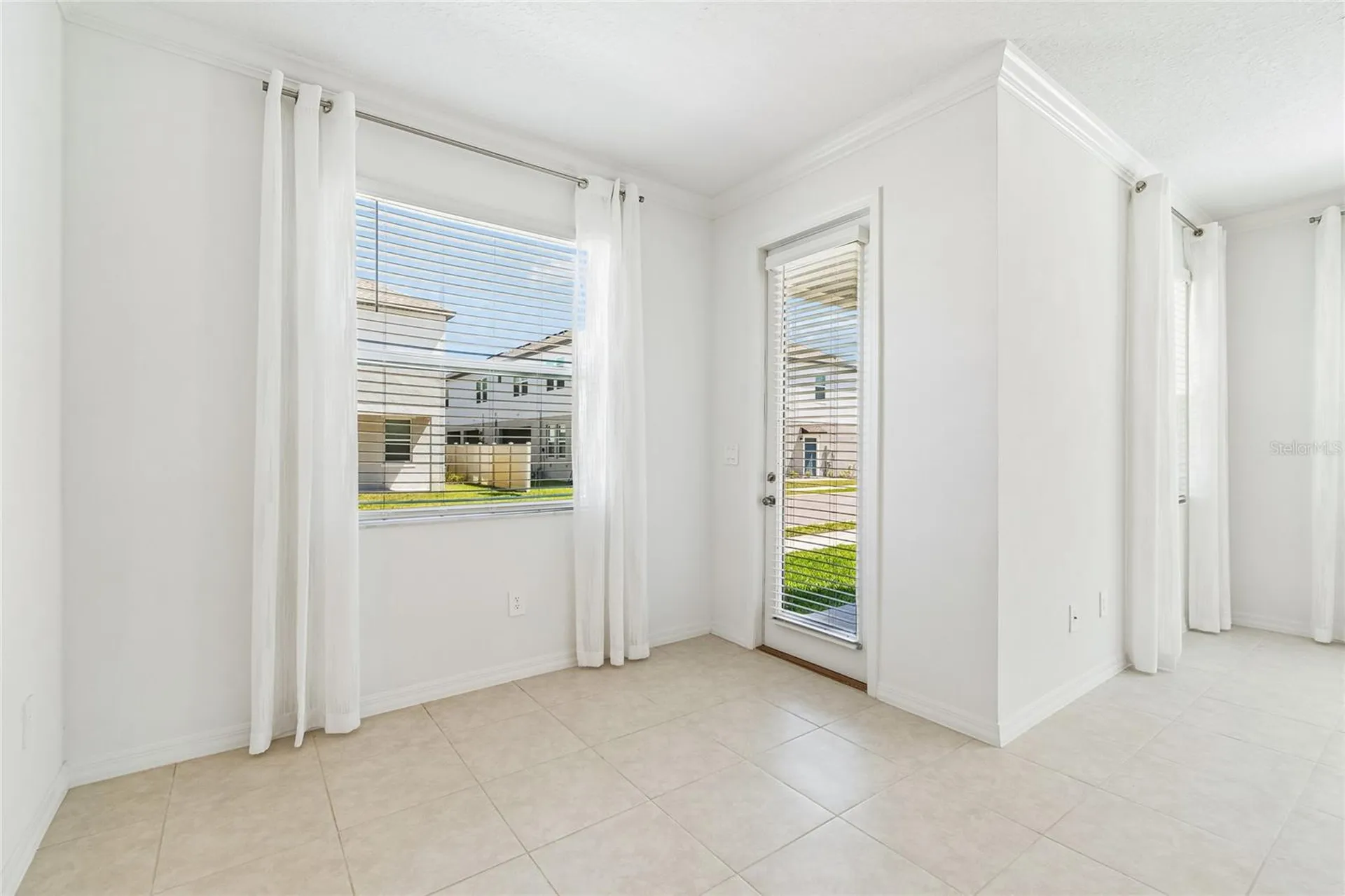 10811 Fowlers Bluff Court Tampa FL 33647