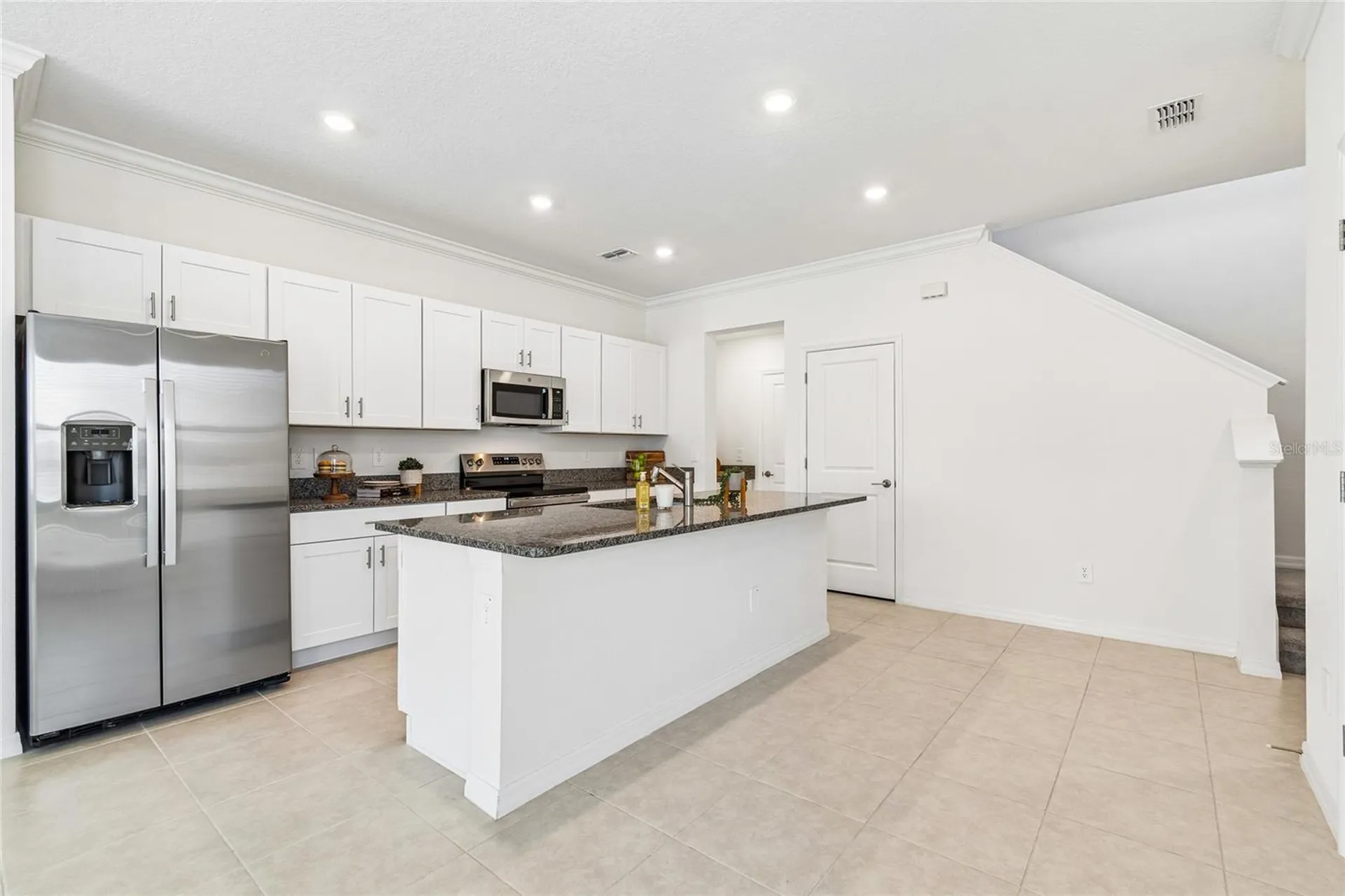 10811 Fowlers Bluff Court Tampa FL 33647