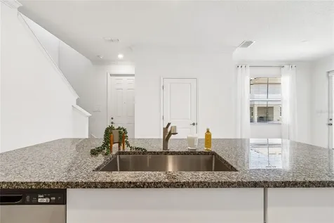 10811 Fowlers Bluff Court Tampa FL 33647