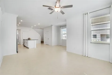 10811 Fowlers Bluff Court Tampa FL 33647