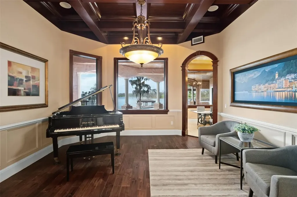 5745 Emerington Crescent Orlando FL 32819