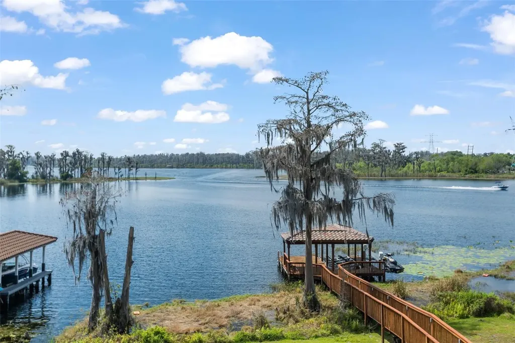 5745 Emerington Crescent Orlando FL 32819
